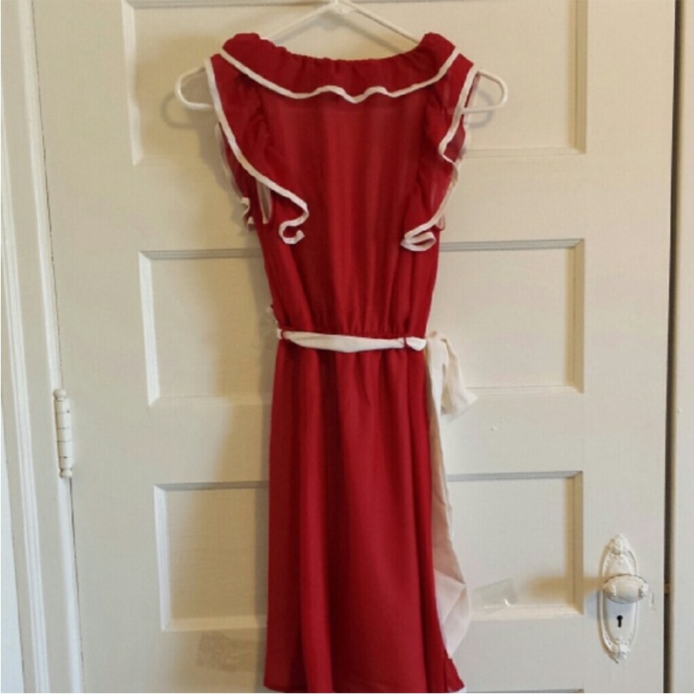 Charming Red and White Dress - Picture 4 of 5